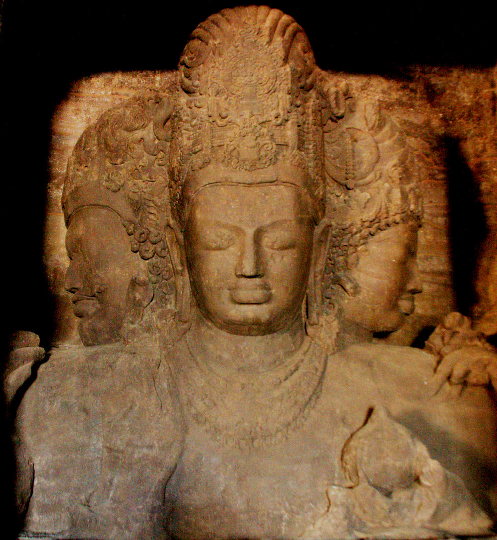 tiempo-Anónimo: Shiva Trimurti (c. 550 d.C.) escultura en piedra, Complejo de Cuevas de la Isla de Elephanta, Bombay, India.